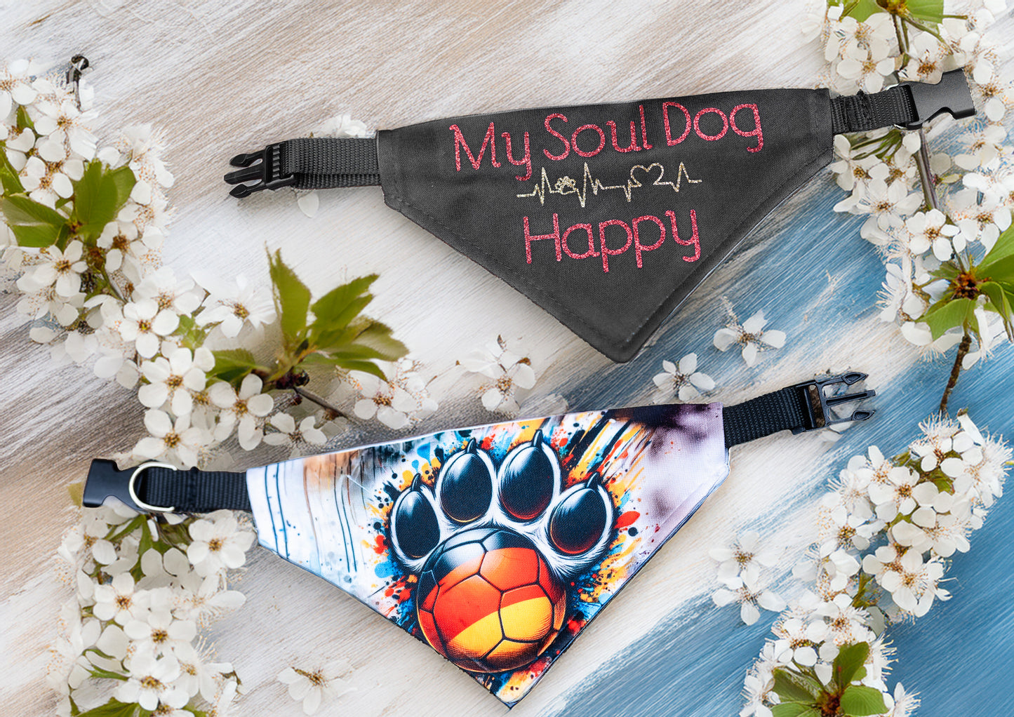 Bester Freund -Wendbares Bandana mit Fußball- und Pfotenabdruck-Design