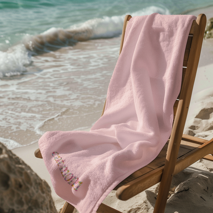 Personalisierte Cat Mom Handtuch Stickerei mit Name und floralem Schriftzug, Badetuch 70×140 cm.